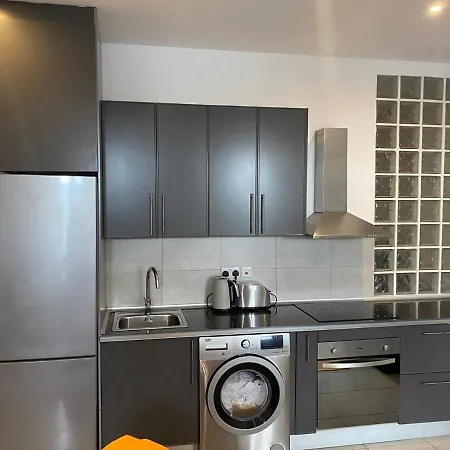 2br In The Zoko Contemporary And Convenient Gibraltar