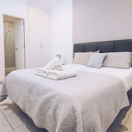 2br In The Zoko Contemporary And Convenient * Gibraltar