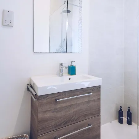 Apartamento 2br In The Zoko Contemporary And Convenient *